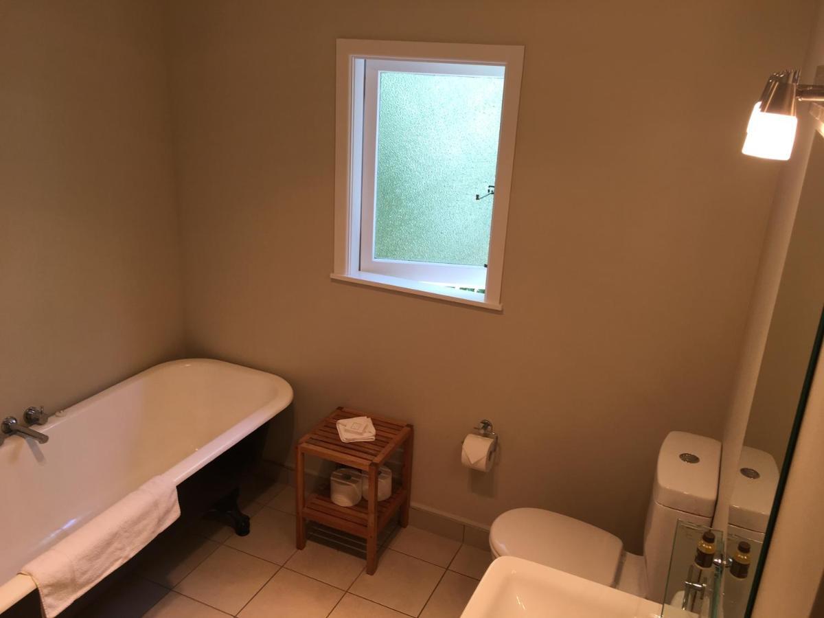 Tuki Vineyard Cottage Хейвлок Норт Екстериор снимка